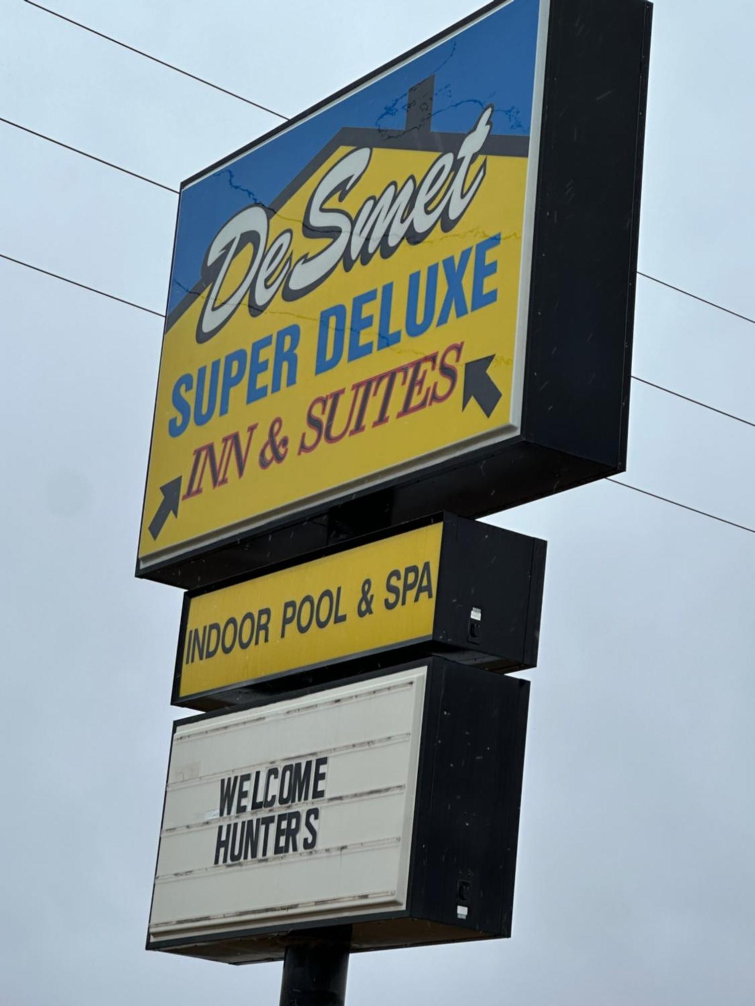 De Smet Super Deluxe Inn Exterior foto